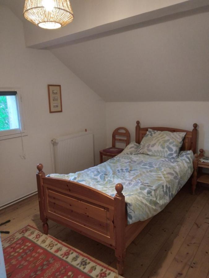 Bed and Breakfast Les Dames De La Saugiat Le Fied Екстер'єр фото
