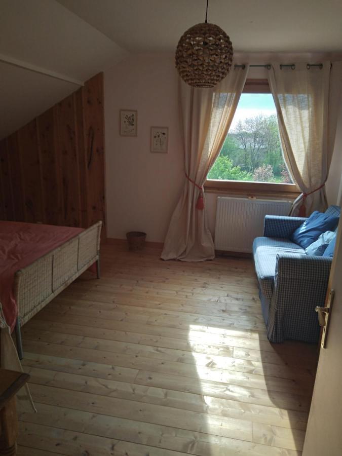 Bed and Breakfast Les Dames De La Saugiat Le Fied Екстер'єр фото