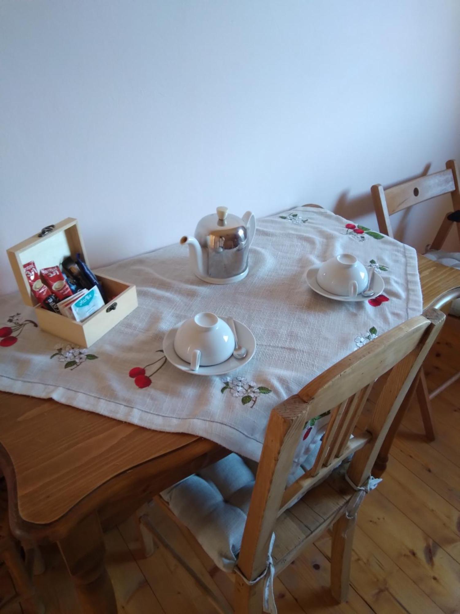 Bed and Breakfast Les Dames De La Saugiat Le Fied Екстер'єр фото